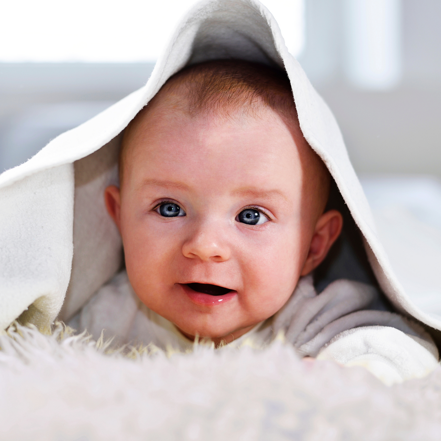 Cozy Dreams Baby Fleece Blanket – White & Grey